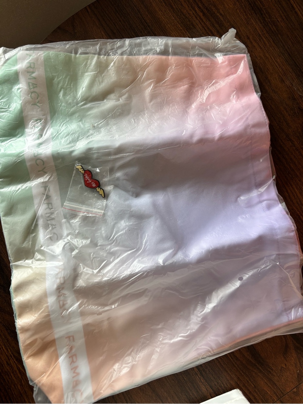 NEW FARMACY TOTE